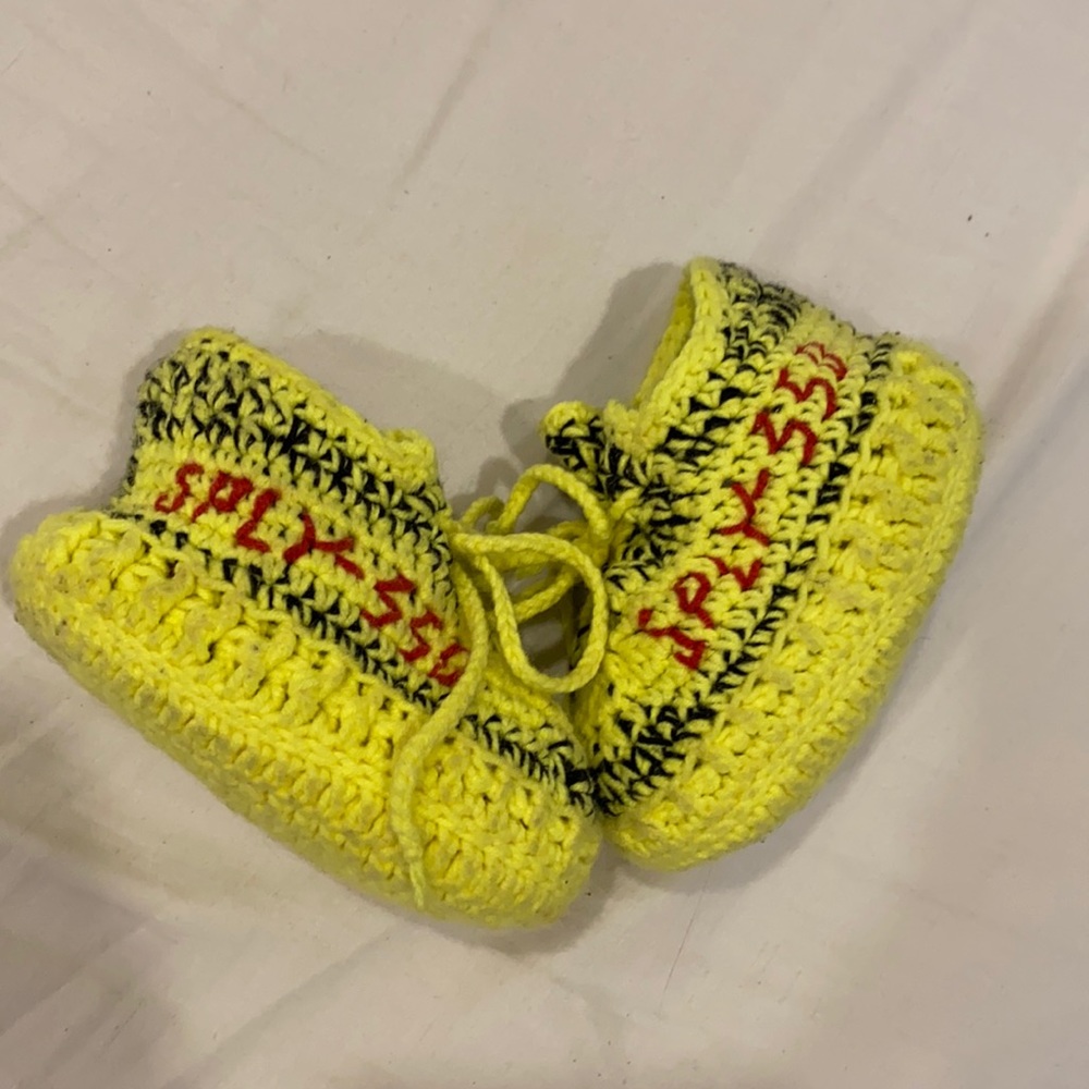 Knitted baby ‘Yeezies’ size 2